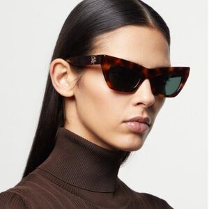 ❌SOLD❌ Burberry Tortoise Shell Sunglasses